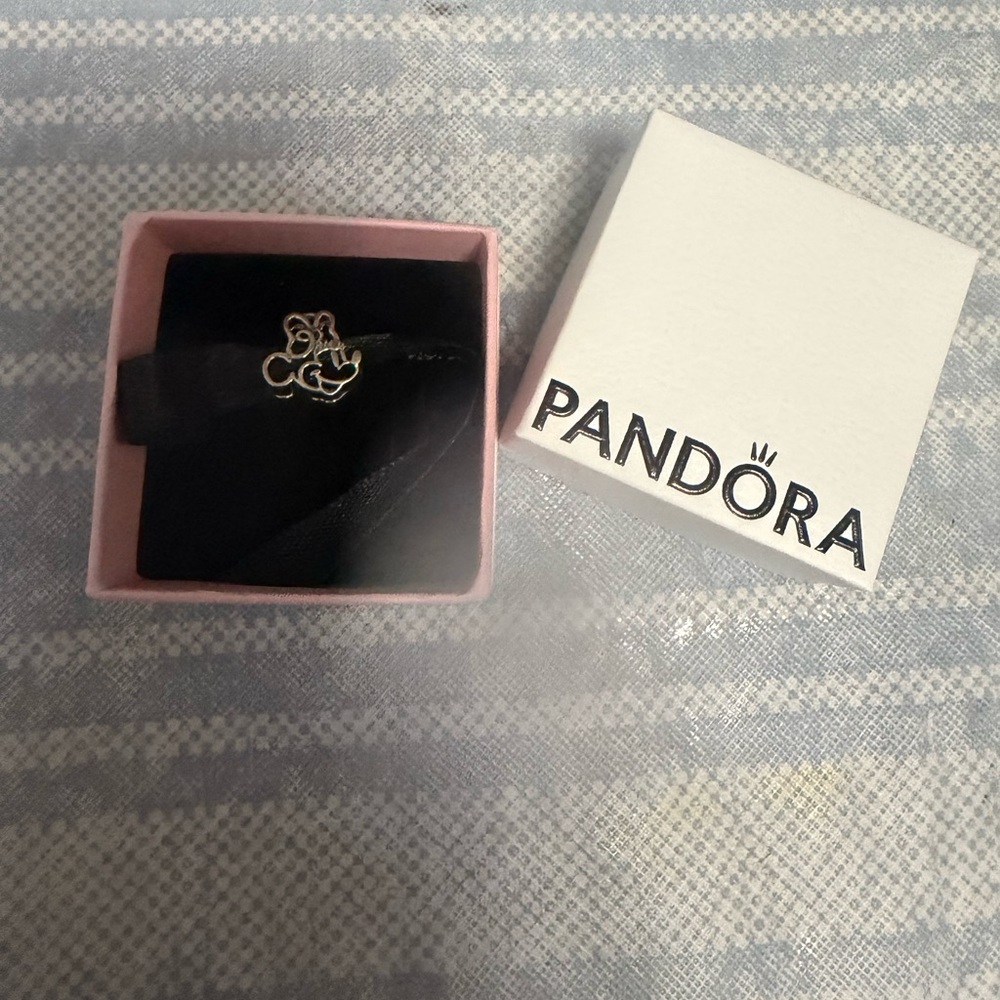 pandora minnie mouse charm
